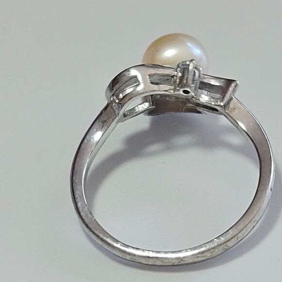 Vantel Pearls Ribbon of Hope ring - Picture 9 of 11